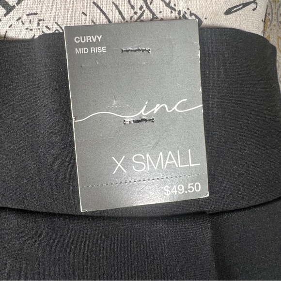 NWT INC Curvy 'Core Fashion' Mid-rise Black Pencil Skirt - Size XS - Picture 9 of 9